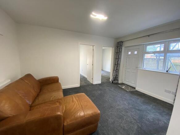 2 bed Apartment for sale Image 4