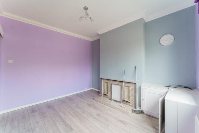 3 bed Terraced for sale Image 4