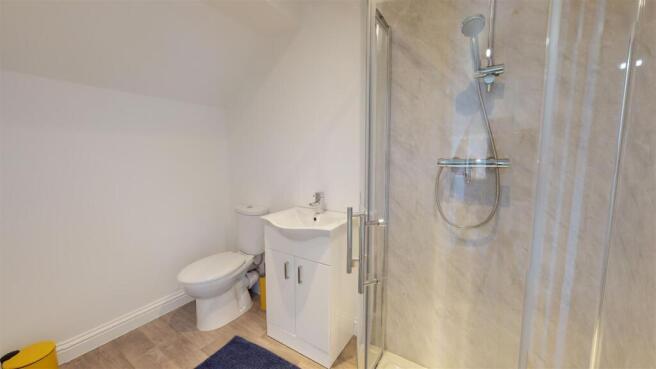 1 bed House Share to rent Image 5
