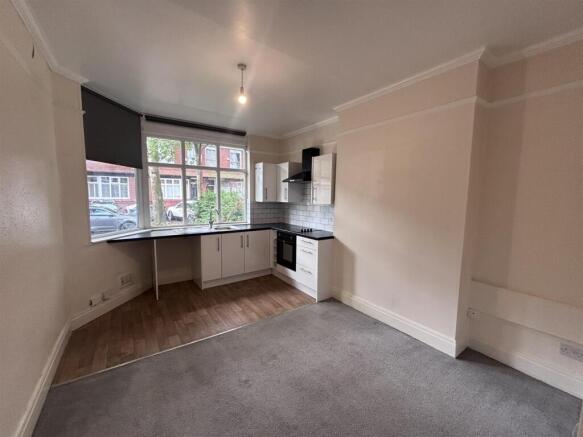 Lounge Kitchen