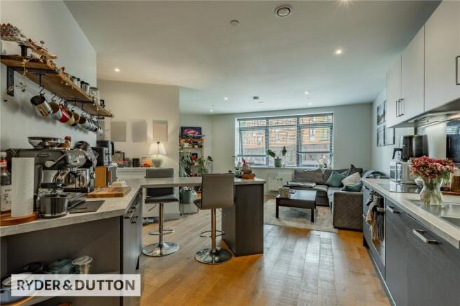 Kitchen/Lounge