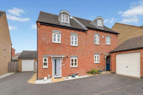 Ashington Drive, Arnold, NG5