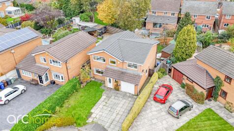 Crombouke Drive, Leigh