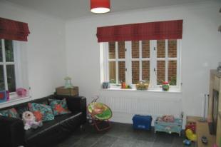 PLAYROOM/FAMILY ROOM