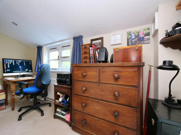 Photo 9