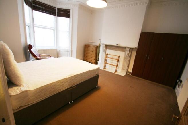 GBG112 Bedroom 1 second view