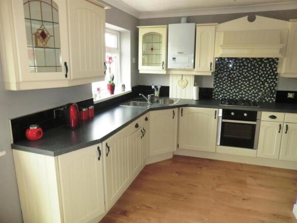 Fitted Kitchen