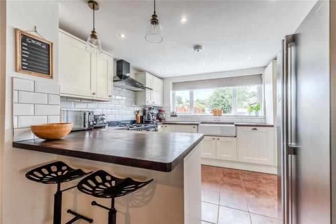 3 bed Semi-Detached for sale Image 8