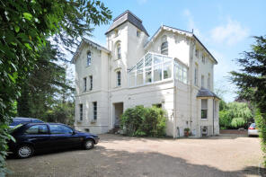 Flat 4, Pine Trees, Portsmouth Road, Esher KT10 9JF