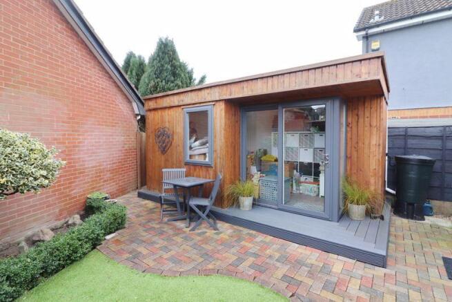 Garden Cabin