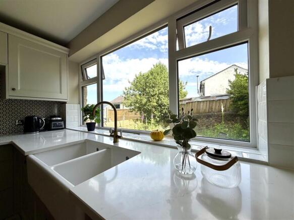 4 bed End of Terrace for sale Image 8