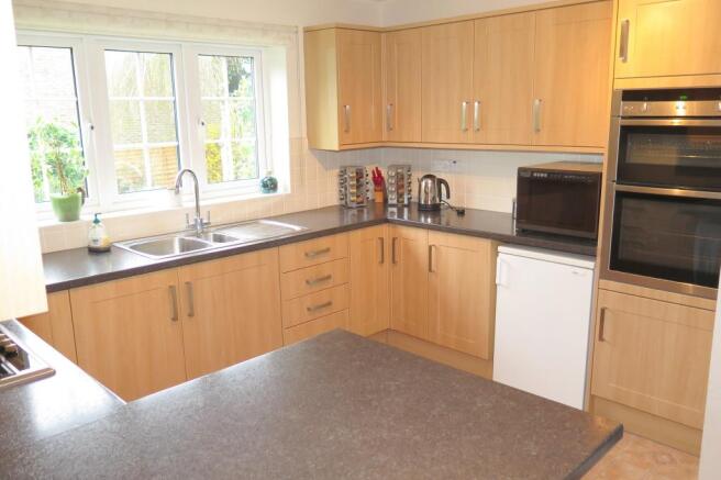 Re-fitted Kitchen/breakfast Room