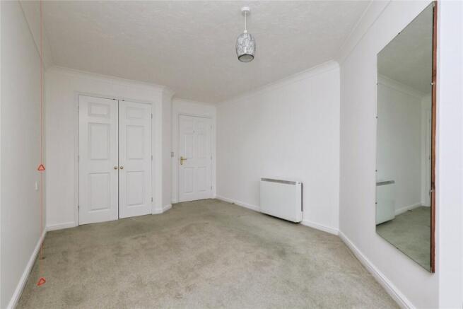 1 bed Apartment for sale Image 9