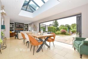 Pickthatch, Walnut Tree Lane, Maidstone ME15 9RG