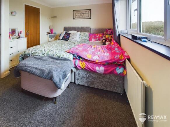 Bedroom 1 A.jpg