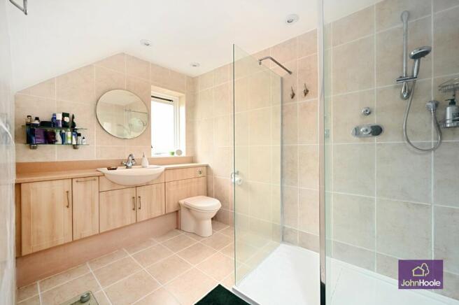 Large shower room