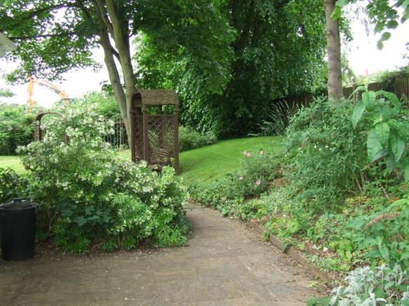 Pleasant Gardens