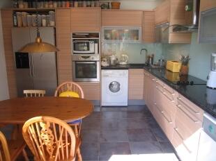 Kitchen/Dining Room (2)