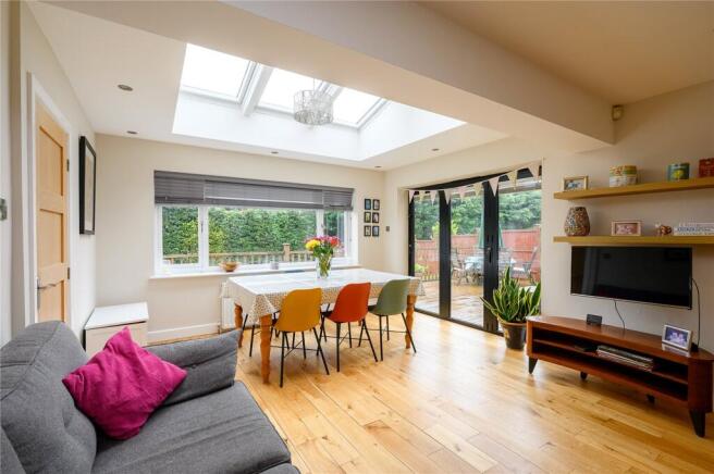 4 bed Detached for sale Image 5
