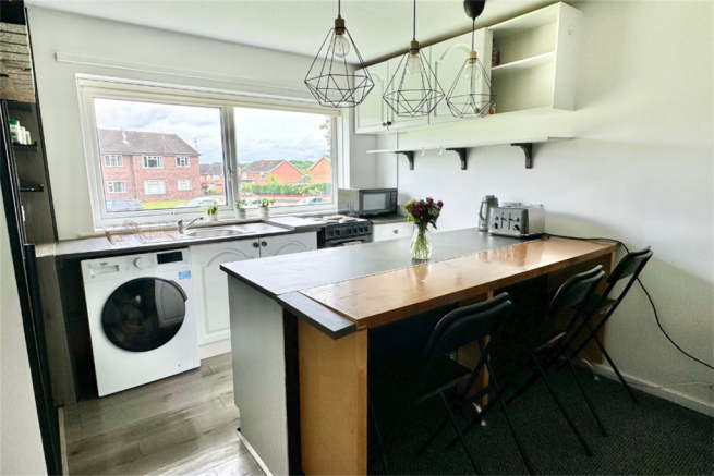 Lounge/Kitchen