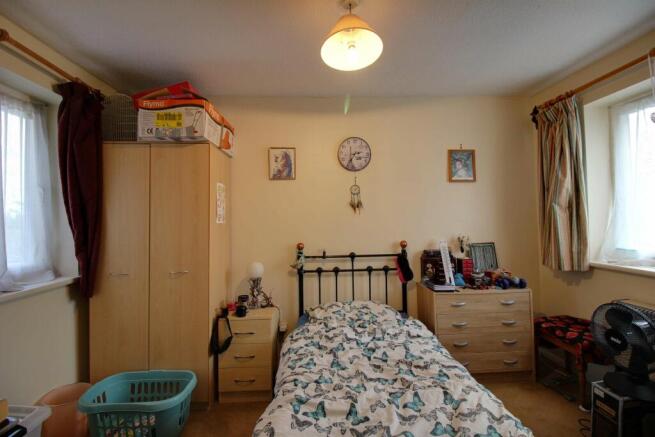 Bedroom 1 (Double)