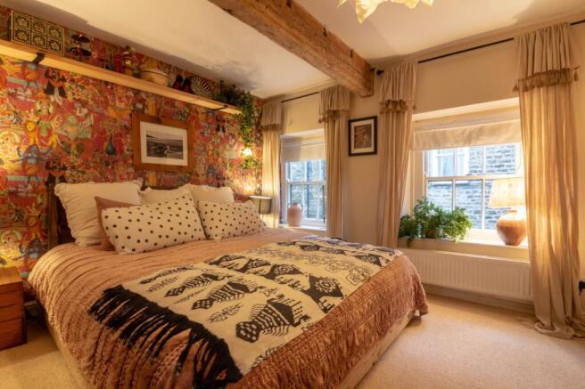 3 bed Terraced for sale Image 9