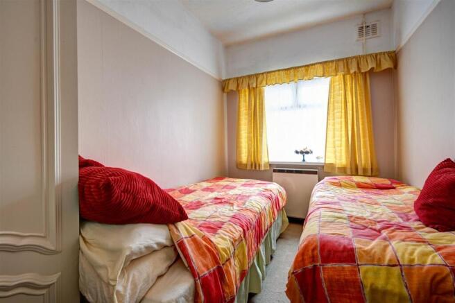 Bedroom 2.jpg