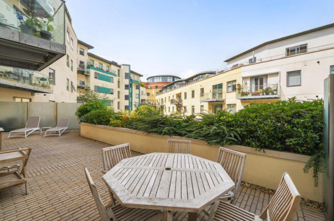 1329283-11-687f99...