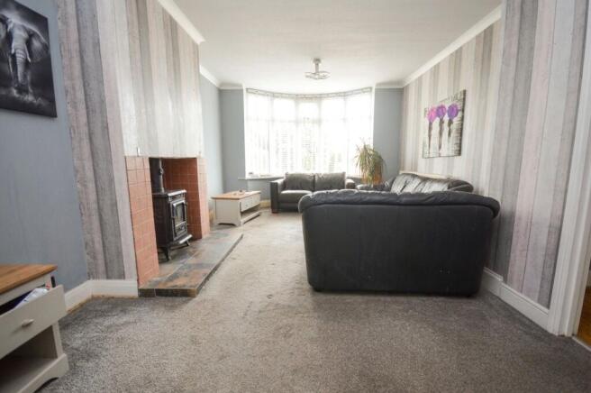 3 bed Semi-Detached for sale Image 6