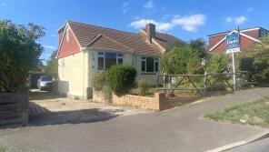 18, Mountview Road, Lancing BN15 0JZ