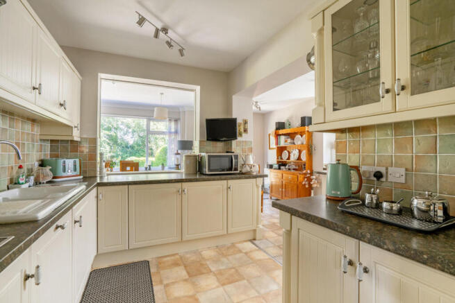 3 bed Detached for sale Image 5