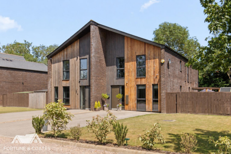 Hastingwood Park, Harlow