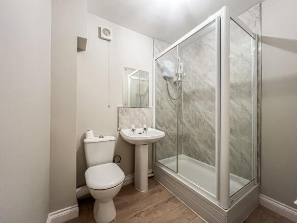 35 Kernal Road - shower room