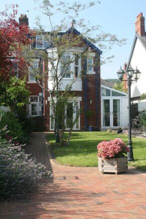 Photo 28