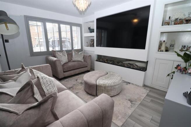 4 bed Terraced for sale Image 11