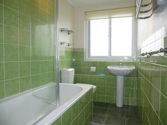 MODERN BATHROOM