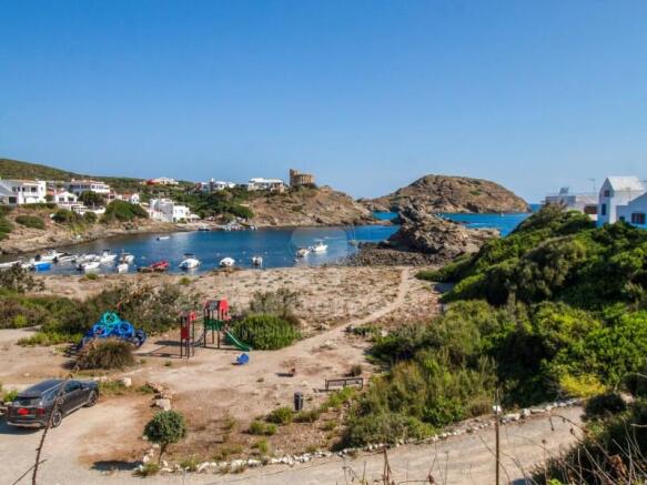 Villa with sea view in Sa Mesquida