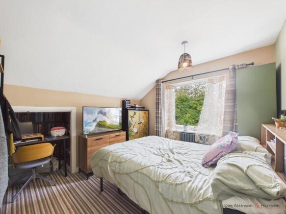 2 bed Semi-Detached for sale Image 12