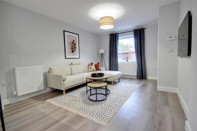 2 bed Apartment for sale Image 5