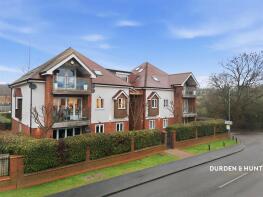 3, 212 Chigwell Heights, Manor Road, Chigwell IG7 4FB