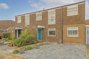 8, Allbrook Close, Teddington TW11 8TY