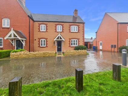 Redcar Road, Towcester, NN12