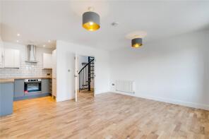 Flat D, 11, Goulton Road, Hackney, London E5 8HA