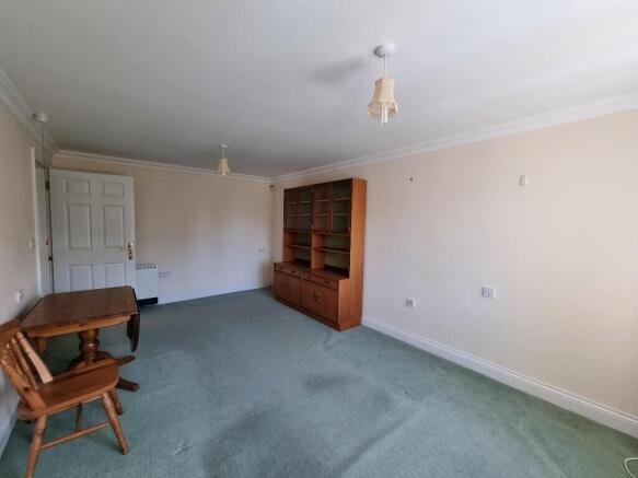 Flat 12