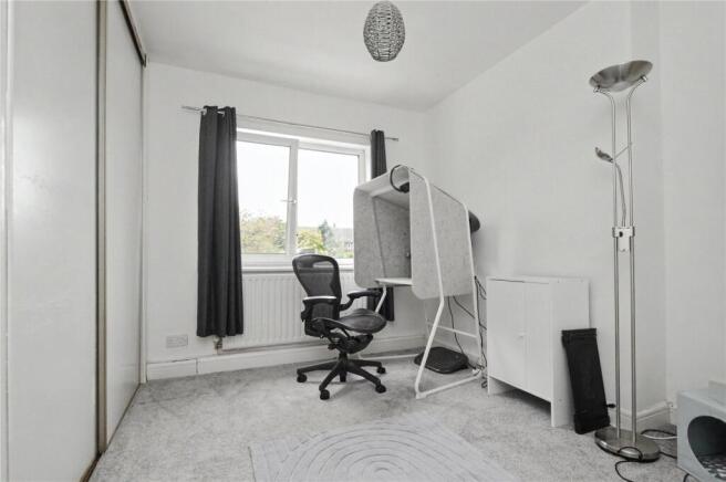 3 bed Semi-Detached for sale Image 12