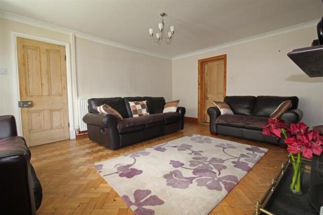 Lounge..jpg