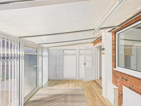 3 bed Terraced for sale Image 6