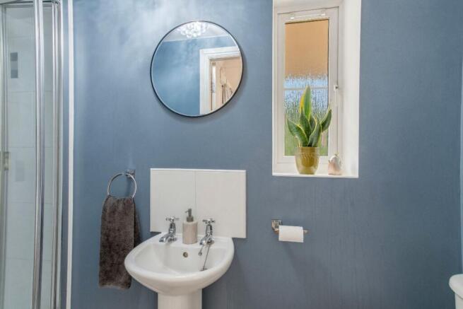 3 bed Town House for sale Image 6