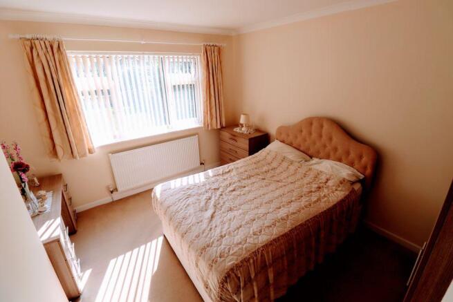 Bedroom 1 (Double)