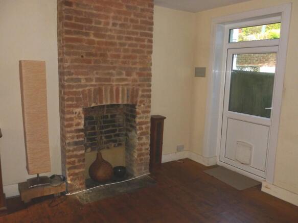 Photo 3